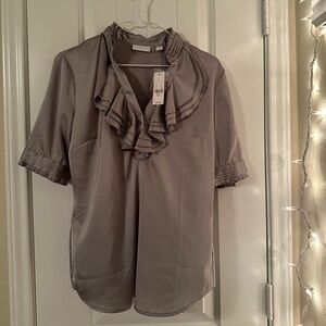 NWT- New York & Company Top Womens SM Gray Flower Ruffle Short Sleeve Button Up
